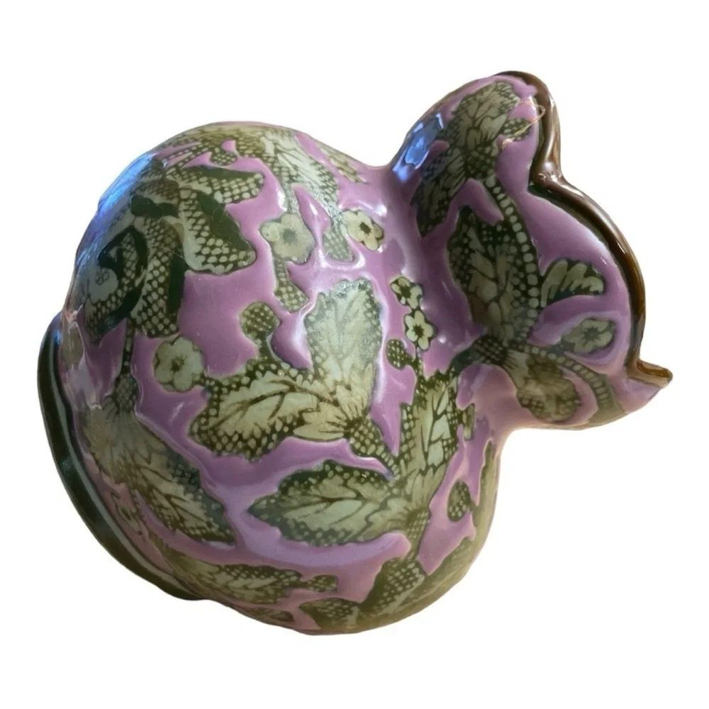 China Blue Fine Porcelain Seymour
Mann Pot Vase Pink W/ Green
Floral Design - Picture 6 of 16